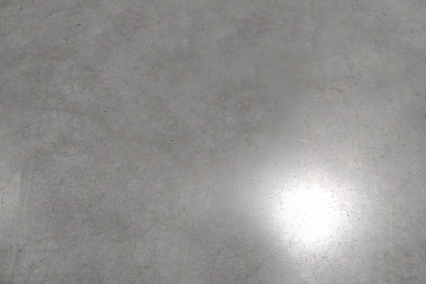 工場床コンクリート表面のもらいサビ3